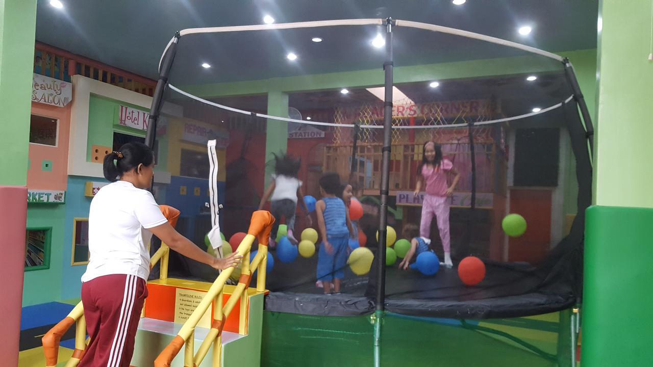 Mj'S Residences Garden Hotel Moalboal Ngoại thất bức ảnh