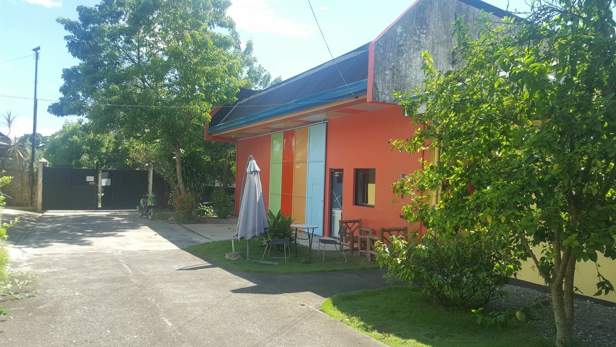 Mj'S Residences Garden Hotel Moalboal Ngoại thất bức ảnh
